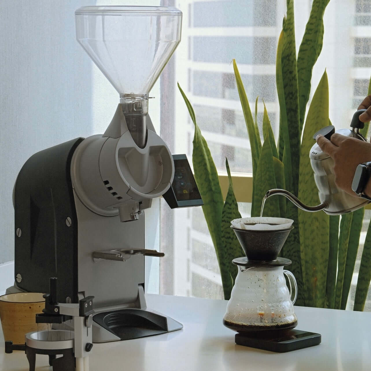 Casadio Ermes Dual Kaffekværn – Hybridkværnen til espresso & filter - BloomVik