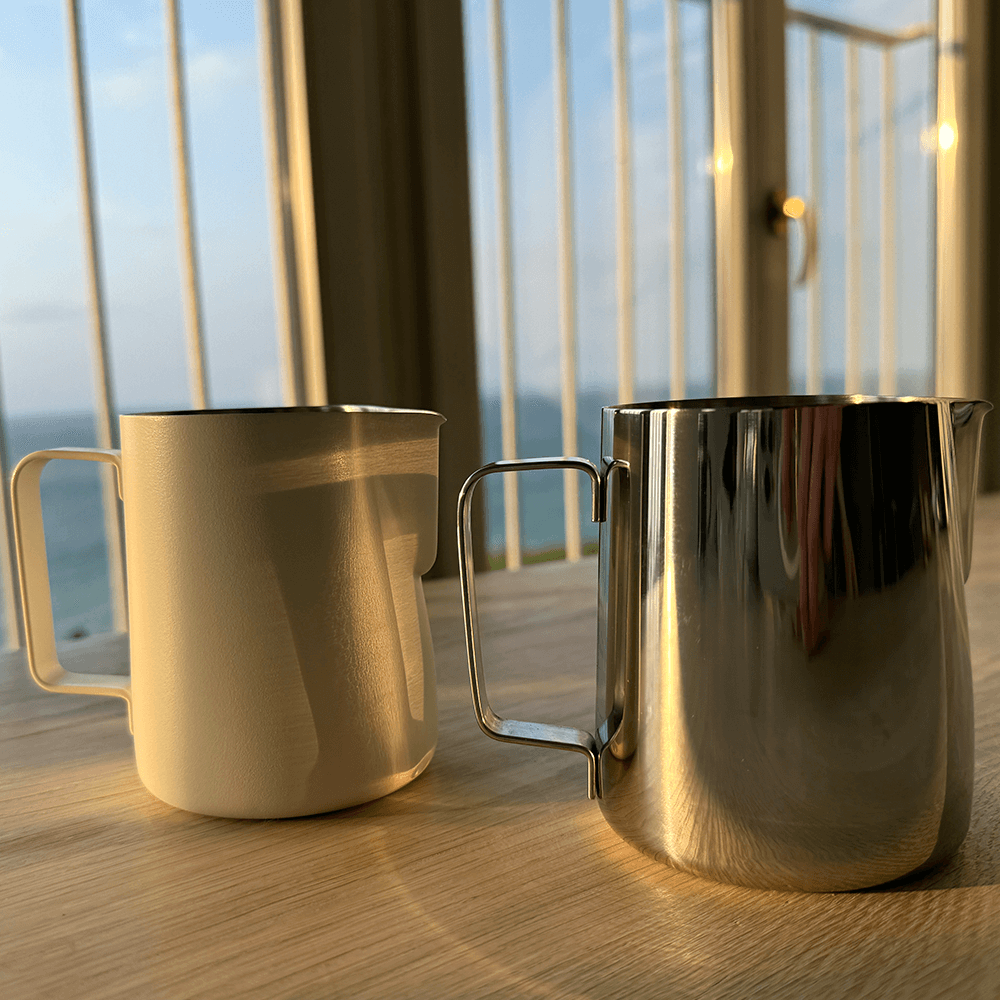 Mælkekande 350 ml – Præcis Kontrol til Perfekt Latte Art - BloomVik