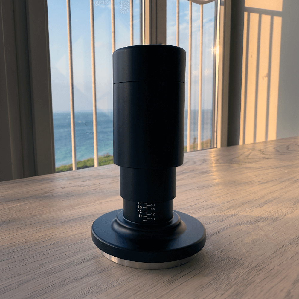 2-i-1 Kalibreret Tamper med WDT – Perfekt Espresso Hver Gang - BloomVik